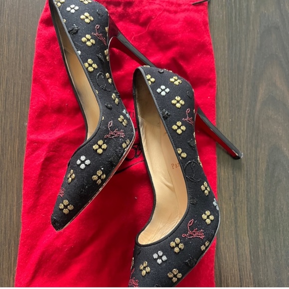 Louboutin heels - Picture 4 of 5